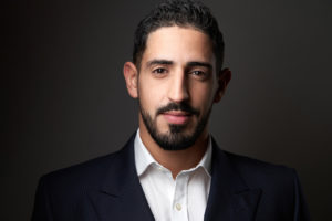 Les différences entre la photographie de portrait en studio et en extérieur