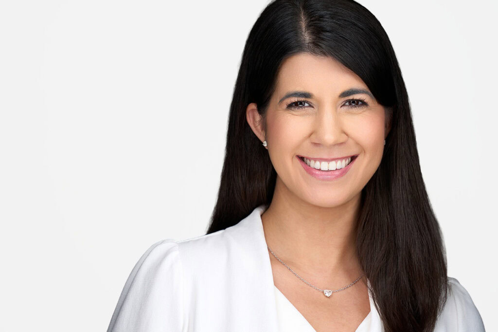 Photographie de profil LinkedIn haut de gamme – Expert Headshot