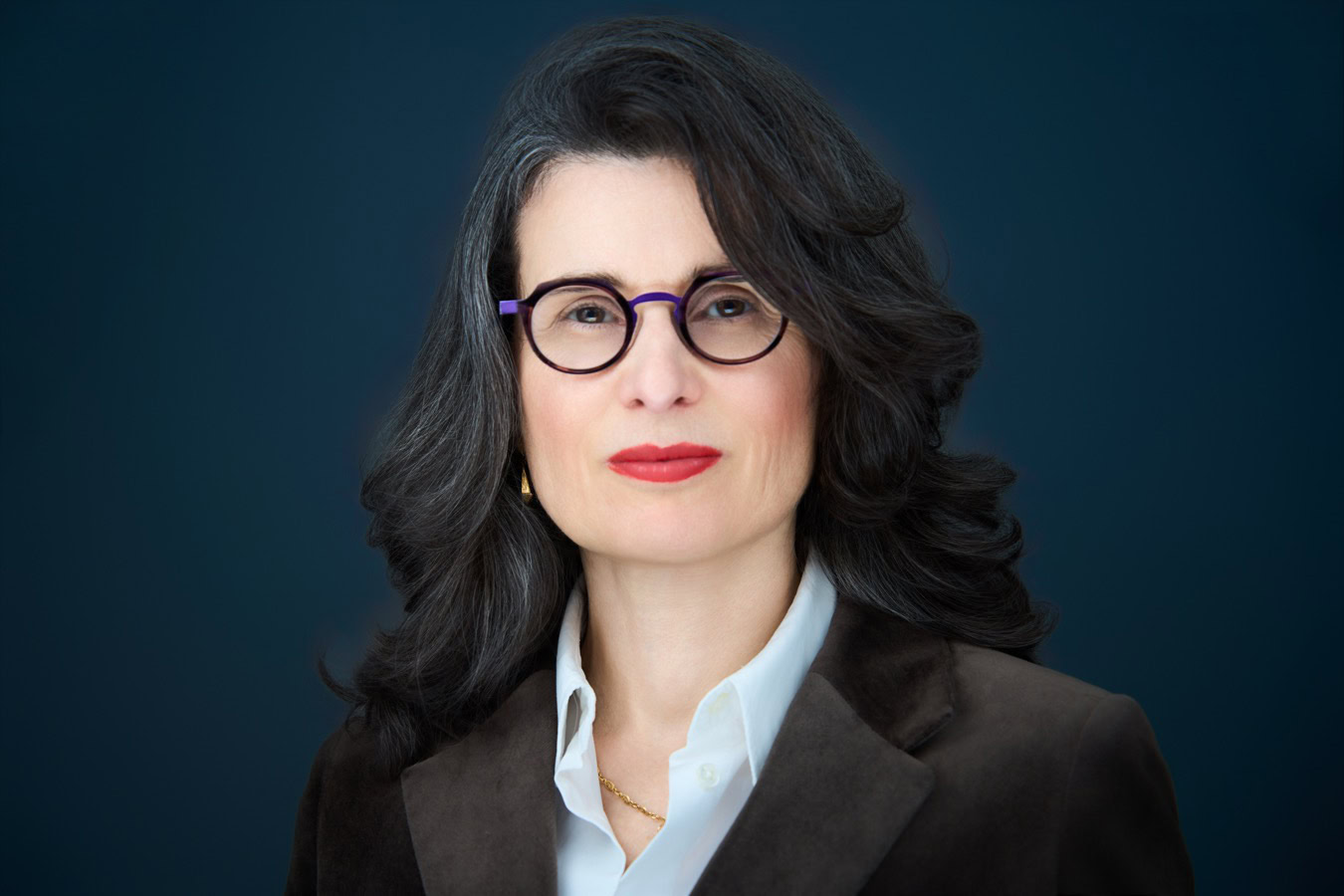 Portrait de style éditorial d'un dirigeant d'entreprise réalisé lors d'un shooting de comité exécutif à Paris